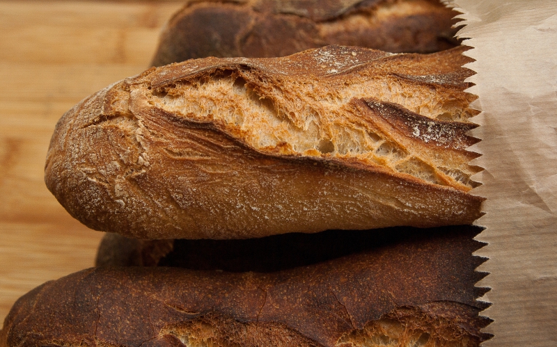 vente-TOURETTE DU CHATEAU-min_dish-food-baking-cuisine-bread-bakery-399077-pxhere.com